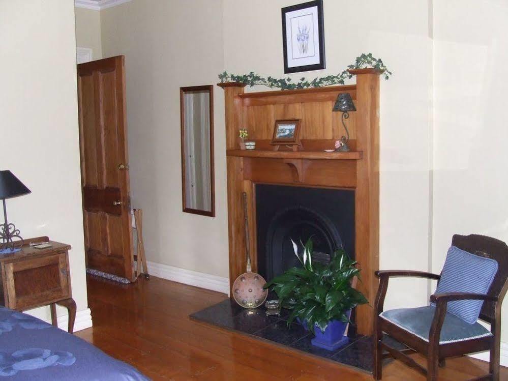 Tairoa Lodge & Cottage Hawera Exteriör bild